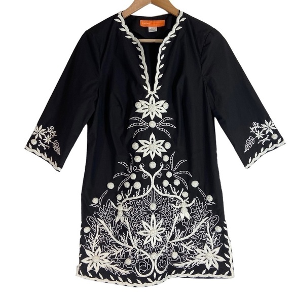 Cynthia Steffe Embroidered Tunic - Picture 1 of 7